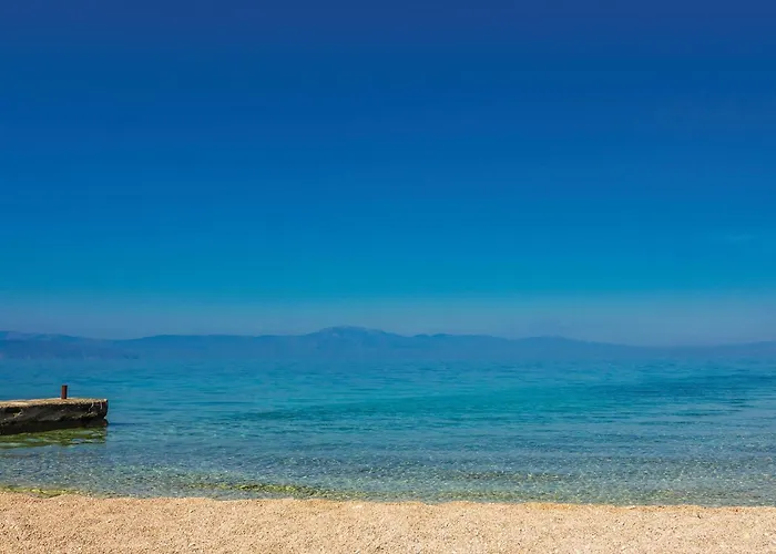 2 Bedroom Lovely In Διαμέρισμα