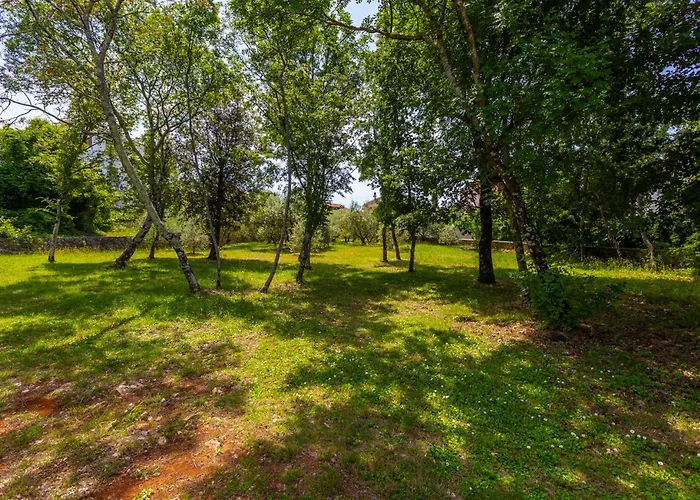 2 Bedroom Lovely In * Malinska