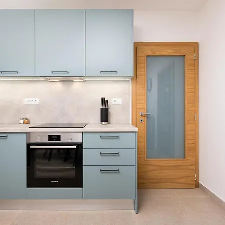 Διαμέρισμα 2 Bedroom Lovely In