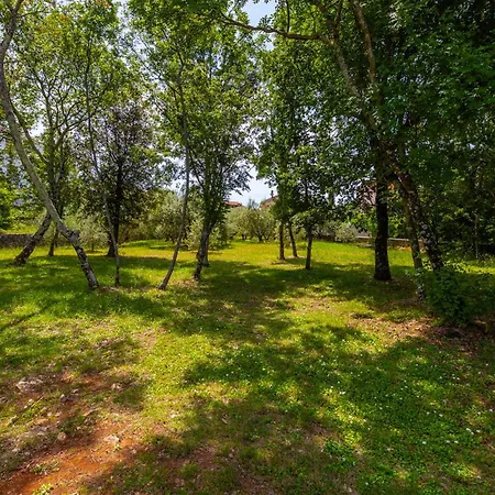 2 Bedroom Lovely In * Malinska